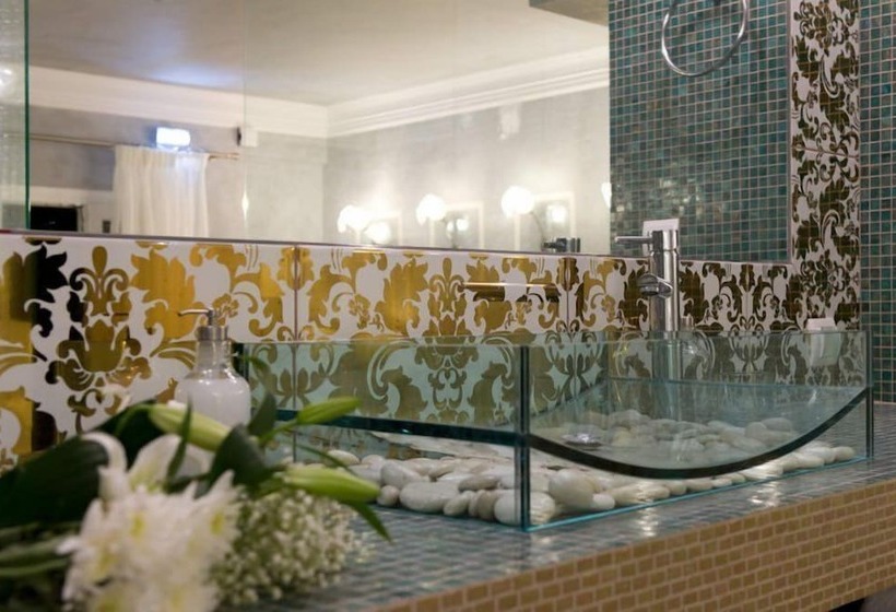 Superior Suite Sea View, Irida Boutique