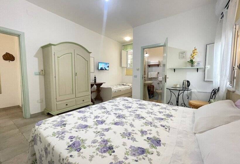 Трехместный Номер Классика, B&b Santa Venardia