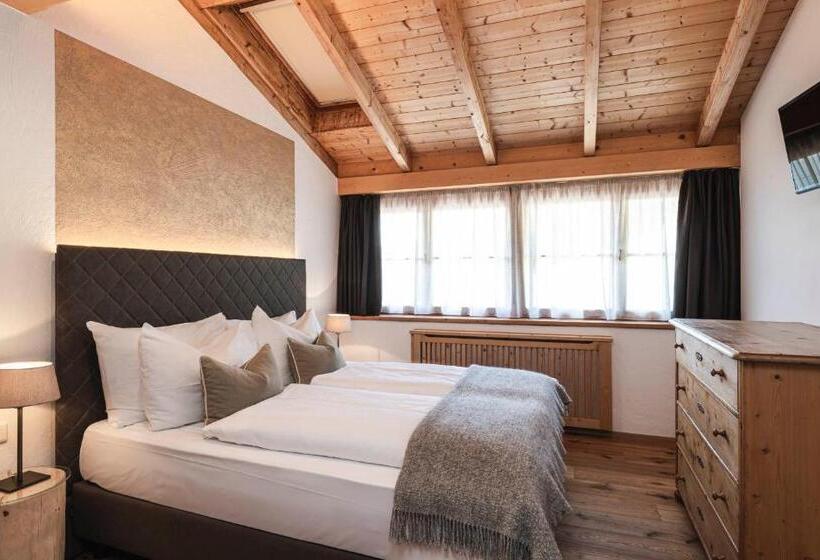 Люкс Superior, Chalet Grumer Suites&spa