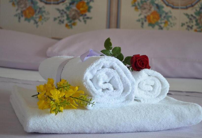 Номер Стандарт Вид на Море с Террасой, Le Ginestre Di Capri Bb & Holiday House