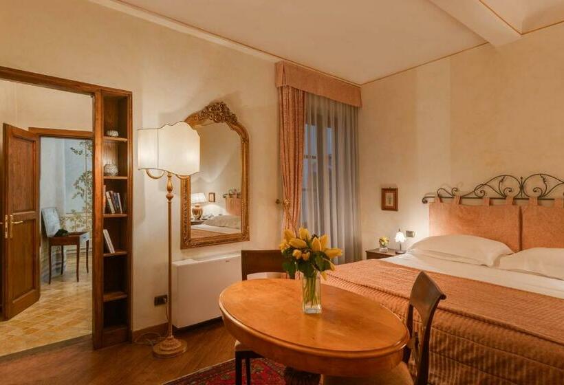 اتاق استاندارد, Residenza D'epoca In Piazza Della Signoria