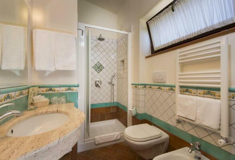 اتاق استاندارد, Sarand Relais Adults Only