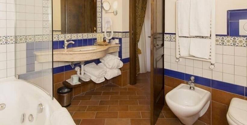 اتاق استاندارد, Sarand Relais Adults Only