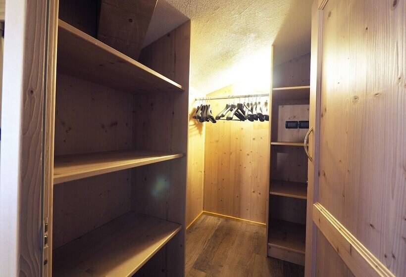 주니어 스위트, Terme Antico Bagno