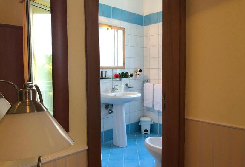 Семейный Номер, Villa Julia
