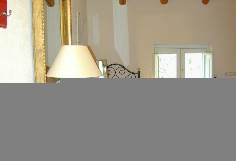 اتاق استاندارد, Case Zuccaro