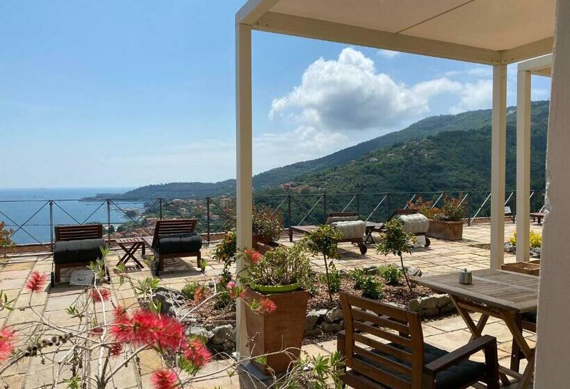 استودیوی استاندارد با چشم‌انداز دریا, Miramare Apartments&suites