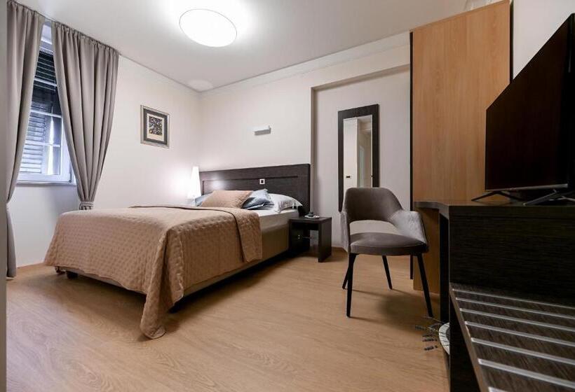 Номер Стандарт, Villa Hresc M