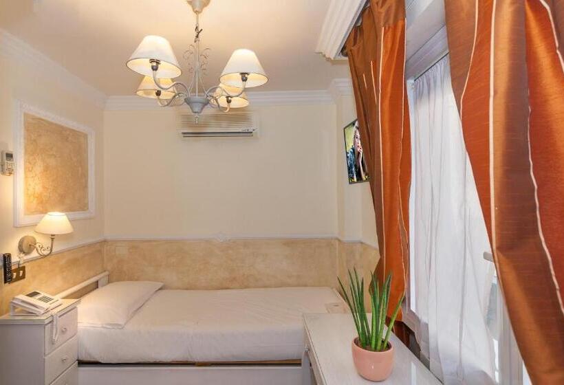 Quarto Estandar Individual, Tahiti