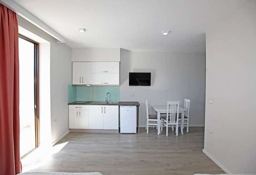 バルコニー付き１ベッドルームアパートメント, Star Hotel Saranda