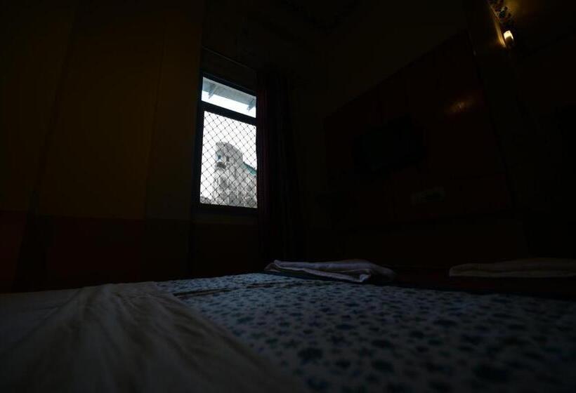 经济房, Chitra Katha  A Story Per Stay