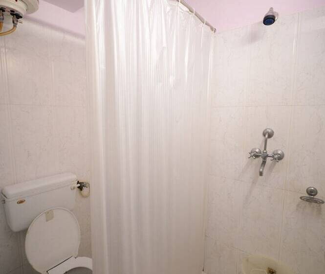 Quarto Estandar Individual, Chitra Katha  A Story Per Stay