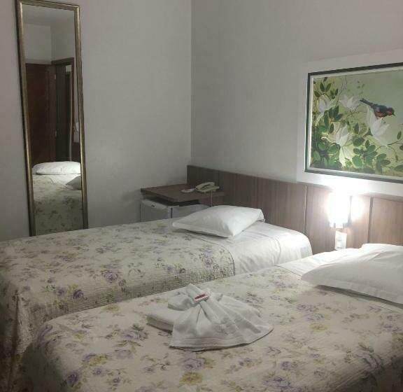 اتاق استاندارد یک نفره, Colle Tourist