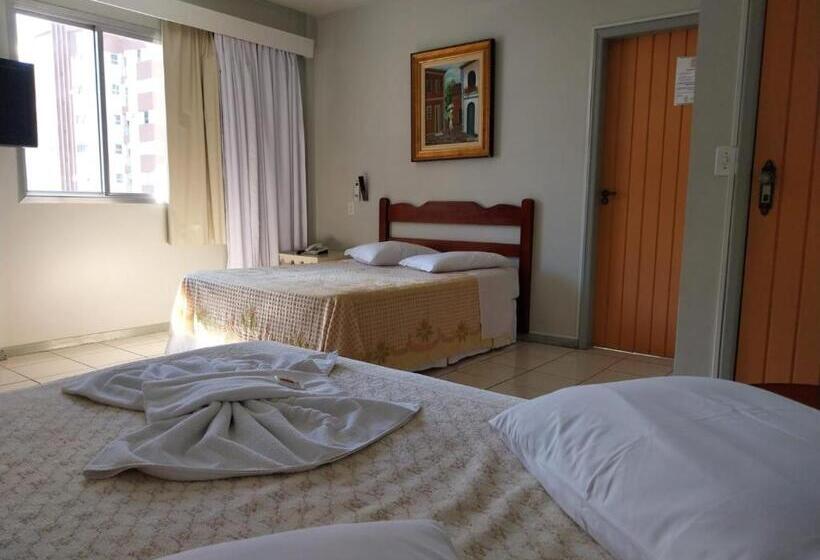 اتاق استاندارد سه نفره, Colle Tourist