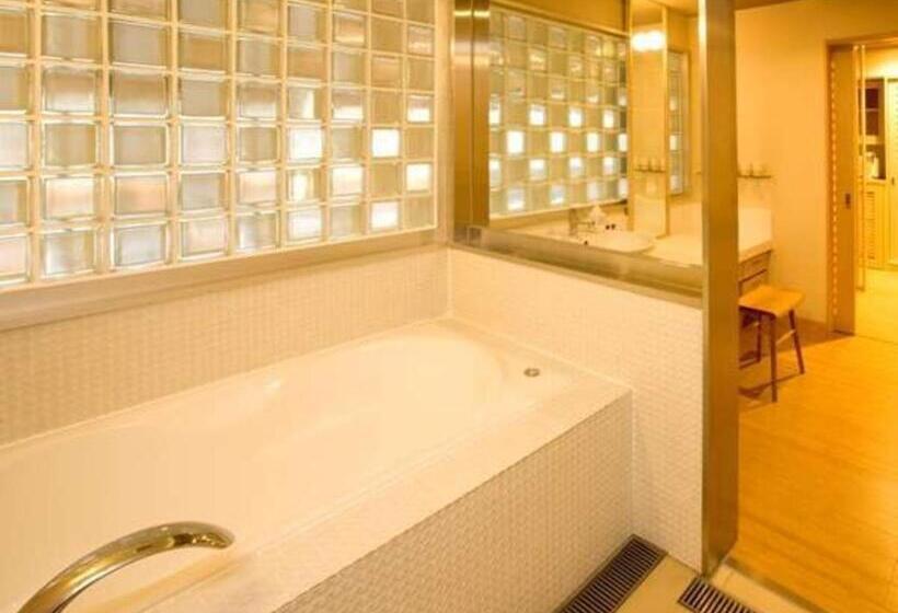 Четырехместный Номер Deluxe, Hana Beppu