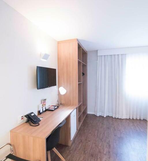 장애인을 위한 스탠다드 룸, Intercity Bh Expo