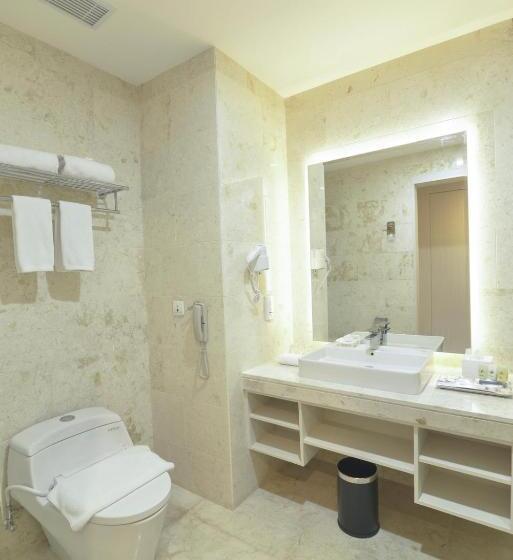 Люкс, Platinum Hotel & Convention Hall Balikpapan