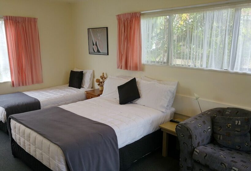 חדר סטודיו סטנדרד, Hobson's Choice Motel
