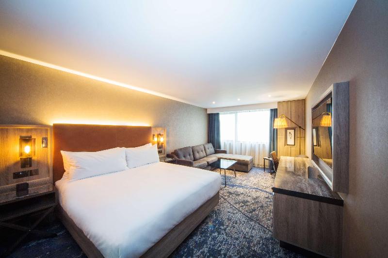 キングサイズベッドのジュニアスイート, Doubletree By Hilton London Kingston Upon Thames