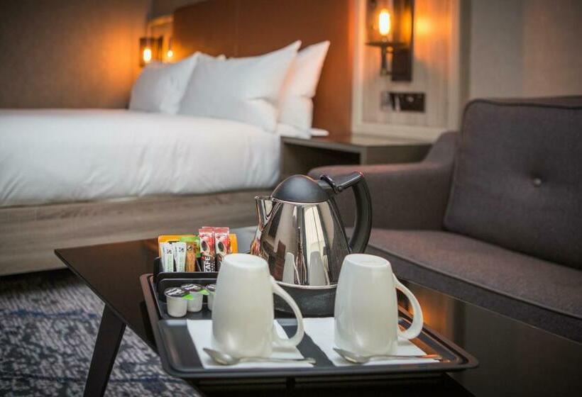 キングサイズベッドのジュニアスイート, Doubletree By Hilton London Kingston Upon Thames
