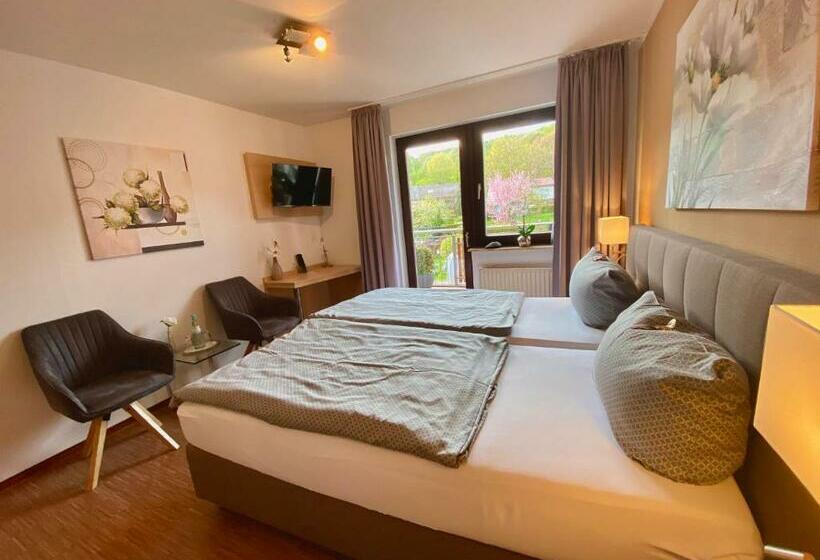 Номер Стандарт с Балконом, Landhotel Fasanenhof