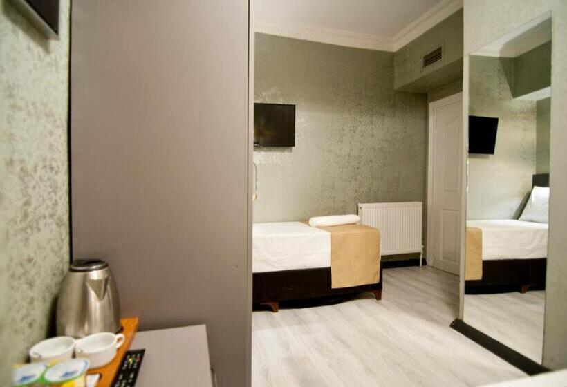 Economy Triple Room, Seashore Istanbul