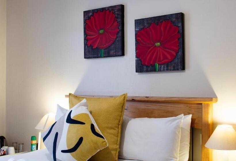 Quarto Estandar, Woodpecker S Inn Guest House