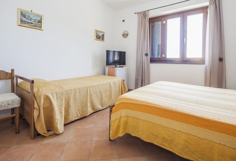 اتاق استاندارد, Il Rifugio Del Poeta
