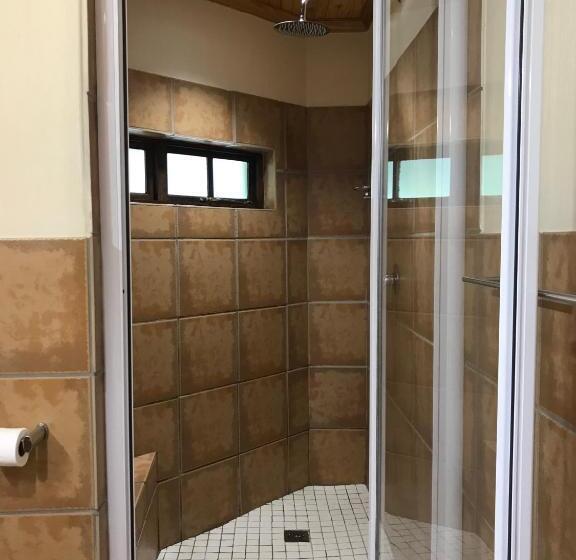 Шале 1 Спальня, Fairways Self Catering