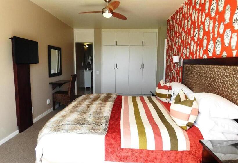 Апартаменты 1 Спальня, Fairways Self Catering