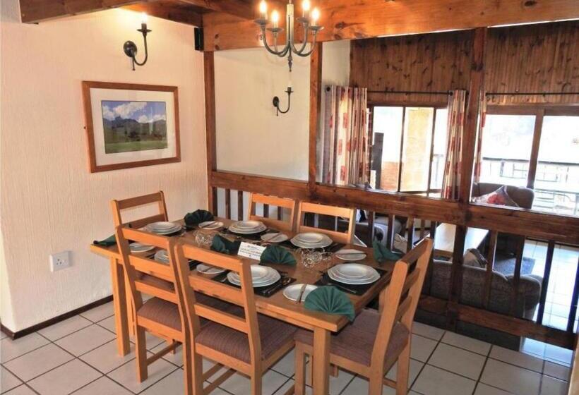 Шале 1 Спальня, Fairways Self Catering