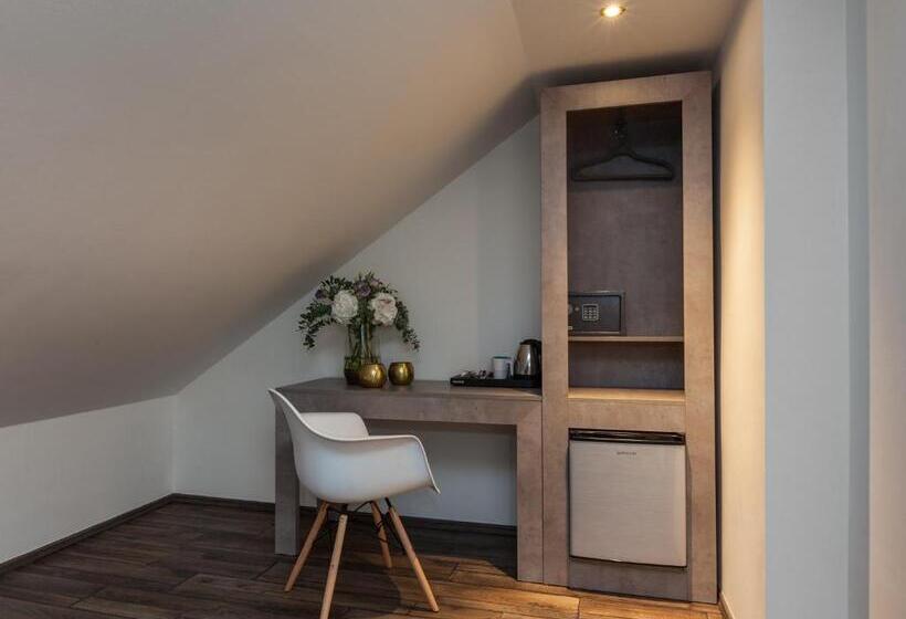 Cama em Quarto Compartilhado, Gorgeous Prague Rooms