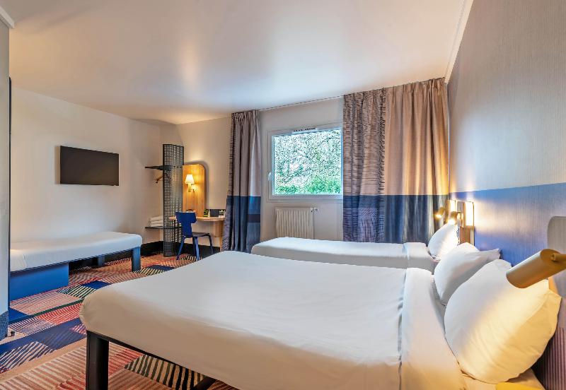 Четырехместный Номер Стандарт, B&b Hotel Brest Port Du Moulin Blanc