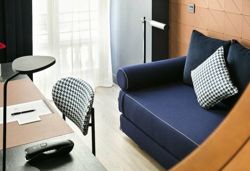 디럭스 룸, Hôtel Square Louvois