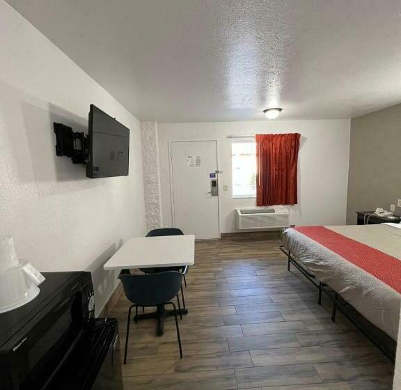 Номер Deluxe Кровать Кинг, Motel 6orange, Ca  Anaheim