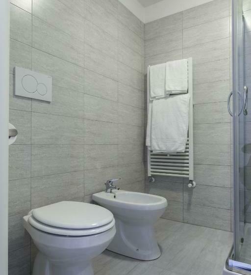 Номер Стандарт, Easy Venice Rooms 1 2