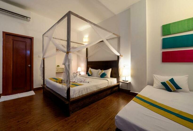Номер Deluxe, Suitehome Boutique