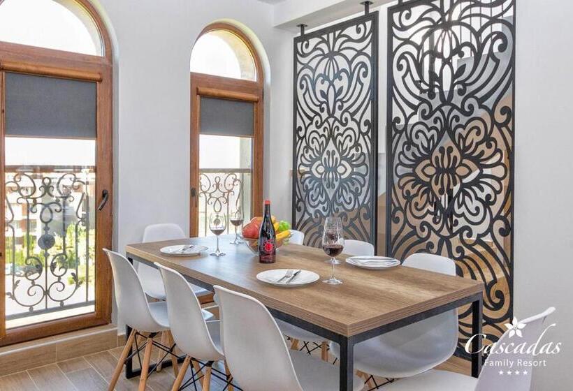 1 Bedroom Penthouse Apartment, Cascadas Family Resort