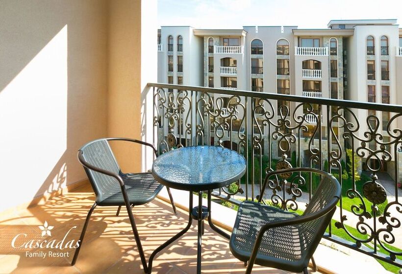 استودیوی استاندارد, Cascadas Family Resort