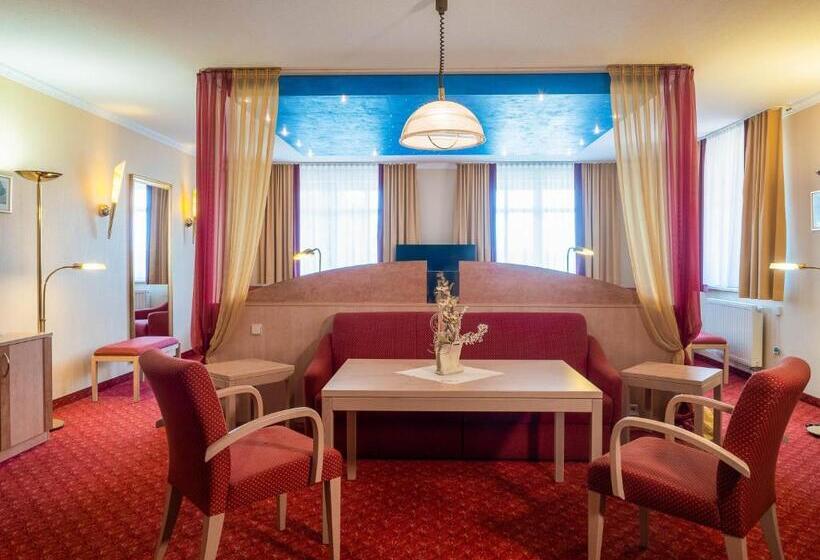 Полулюкс с Балконом, Ferien Hotel Spree Neisse