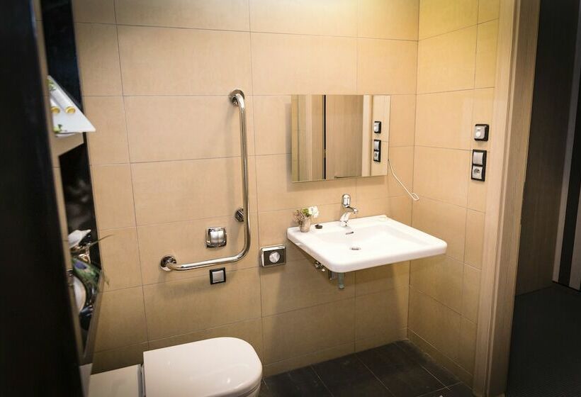 标准间, Aquacity Riverside