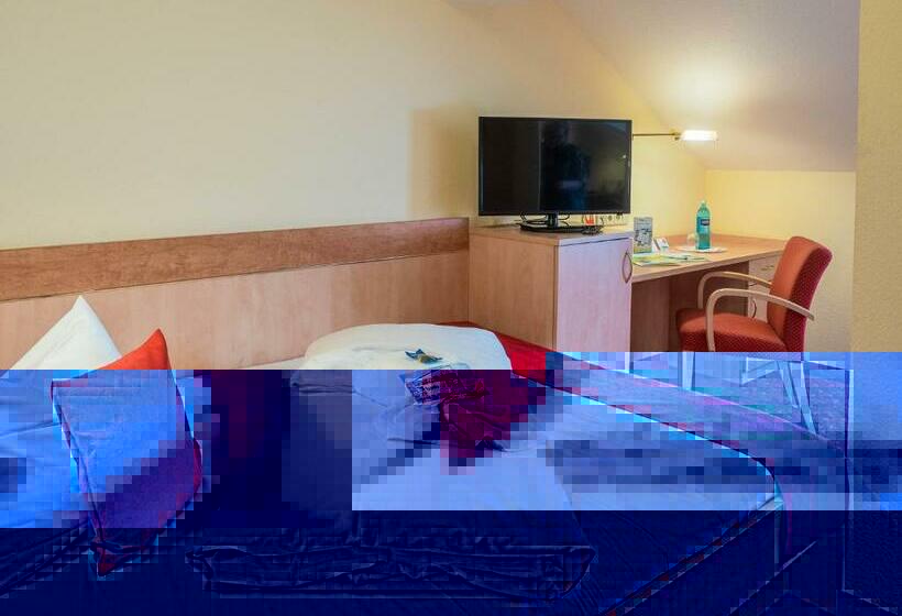 Полулюкс, Ferien Hotel Spree Neisse