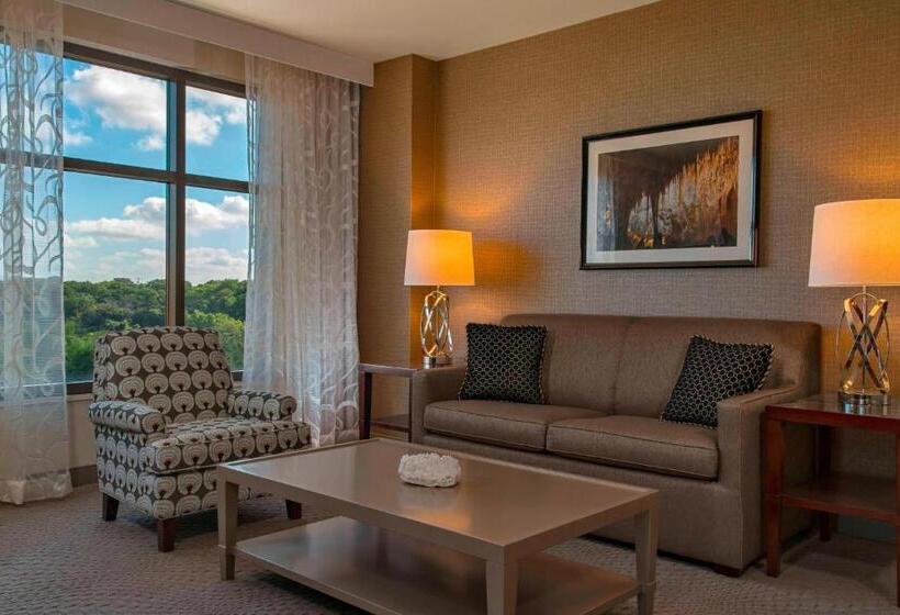 클럽 스위트, Sheraton Austin Georgetown Hotel & Conference Center