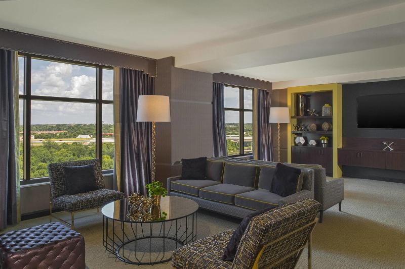 클럽 룸 킹침대, Sheraton Austin Georgetown Hotel & Conference Center