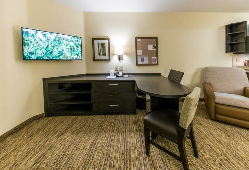 Студия Стандарт, Candlewood Suites   Fairbanks, An Ihg