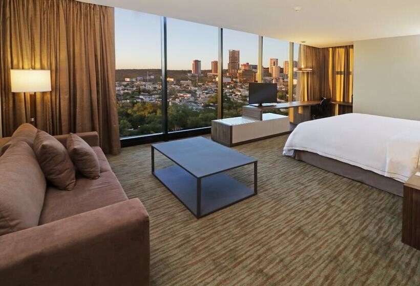 سوییت, Holiday Inn Express & Suites Monterrey Valle, An Ihg
