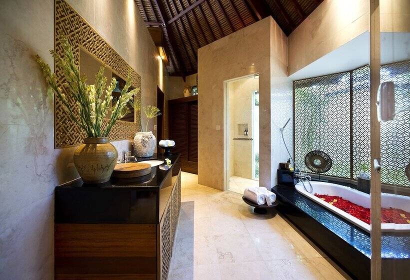 Вилла 5 Спален, Planta Boutique Resort