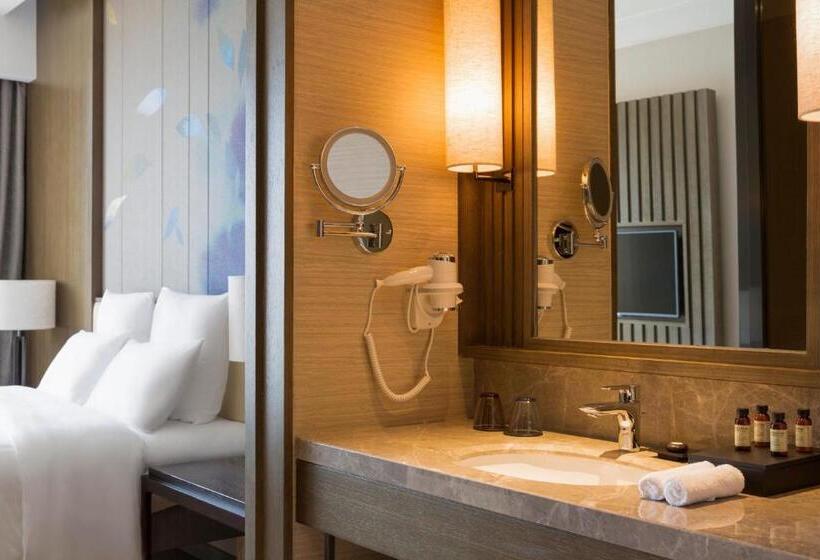 Номер Deluxe Вид на Озеро, Pullman Nanchang Sunac