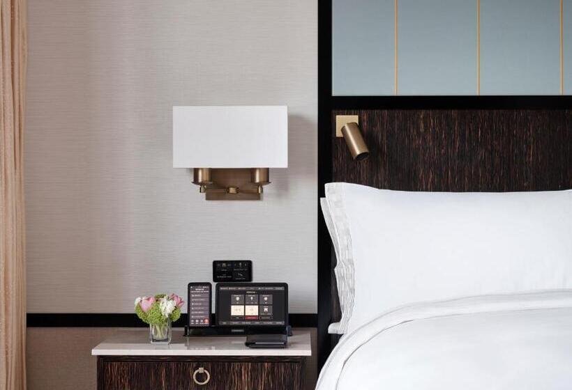 Люкс Повышенной Комфортности, The Peninsula London