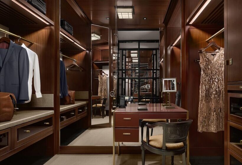 Полулюкс, The Peninsula London